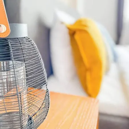 3 Together Budget * Σόφια