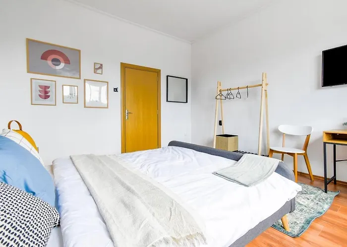 Apartment 3 Together Budget