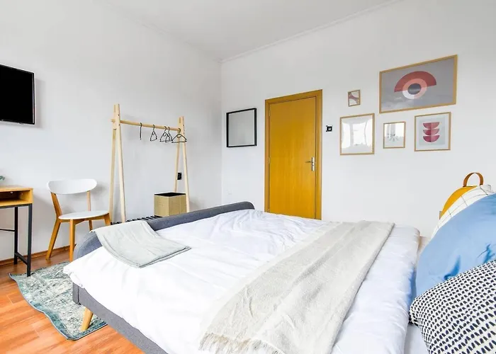 Apartment 3 Together Budget